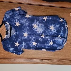 Heimish USA blue top with 🌟 Small